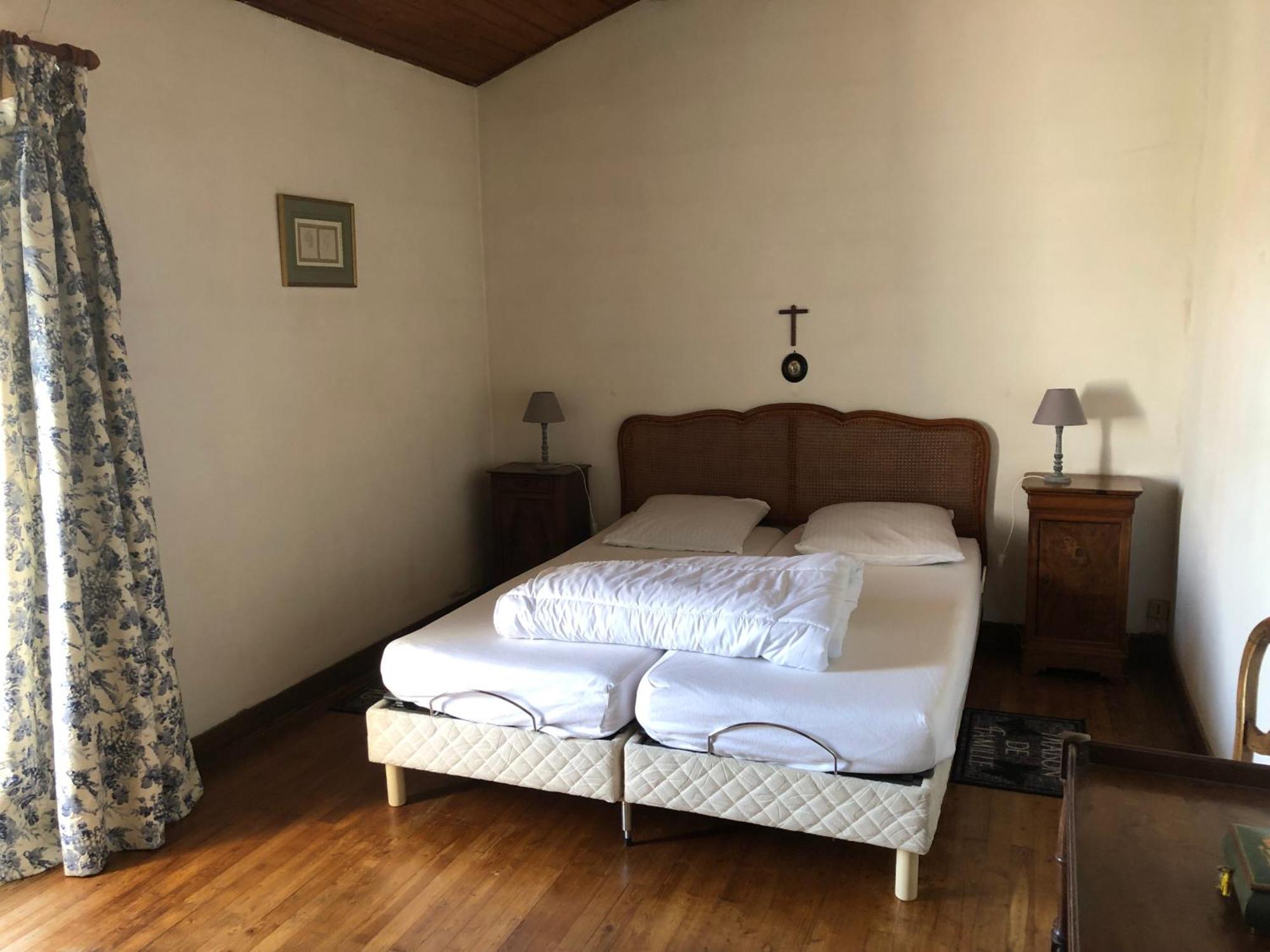 La Vieille Cure, Spa, Wifi A 20 Min Des Plages La Jonchere ภายนอก รูปภาพ